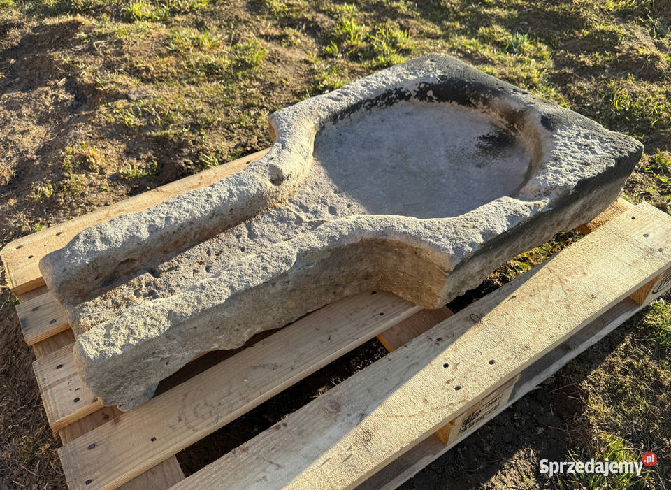 STARE KAMIENNE KORYTO ODPŁYWOWE DO POMPA ŻELIWNA Bielawa