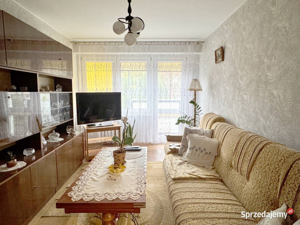 4 pokoje do remontu Marianki Świecie I piętro sprzedam