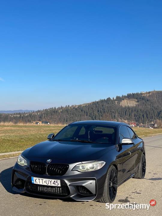 BMW F22 235i RWD Czarna Góra