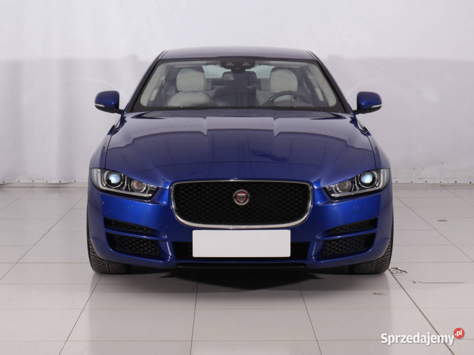 Jaguar XE 20t Piaseczno