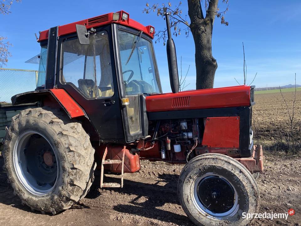 Case international 845xl z kołami do Skrzynia biegów Manualna