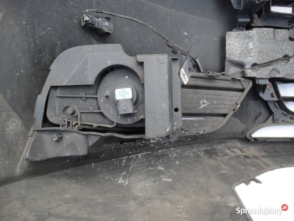 AUDI A4 B8 LIFT 1216 ZDERZAK PRZEDNI PRZÓD PDC łódzkie Łosieniec