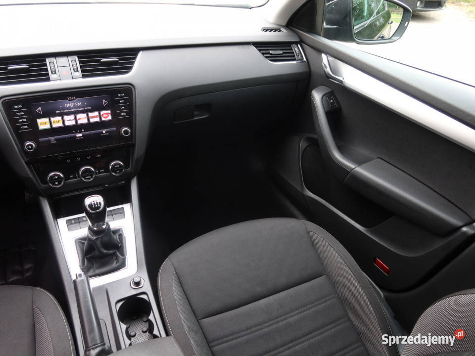 Skoda Octavia 14 TSI wielofunkcyjna kierownica śląskie Katowice