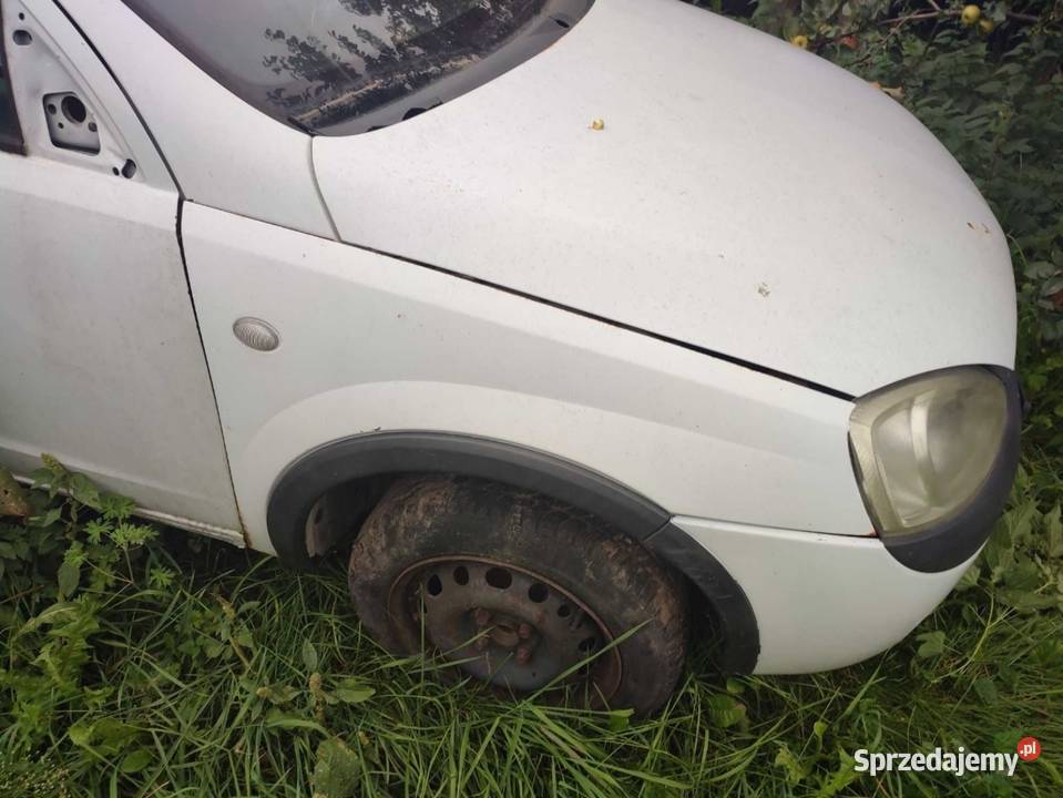 Opel Corsa C błotnik prawy mazowieckie Radom sprzedam