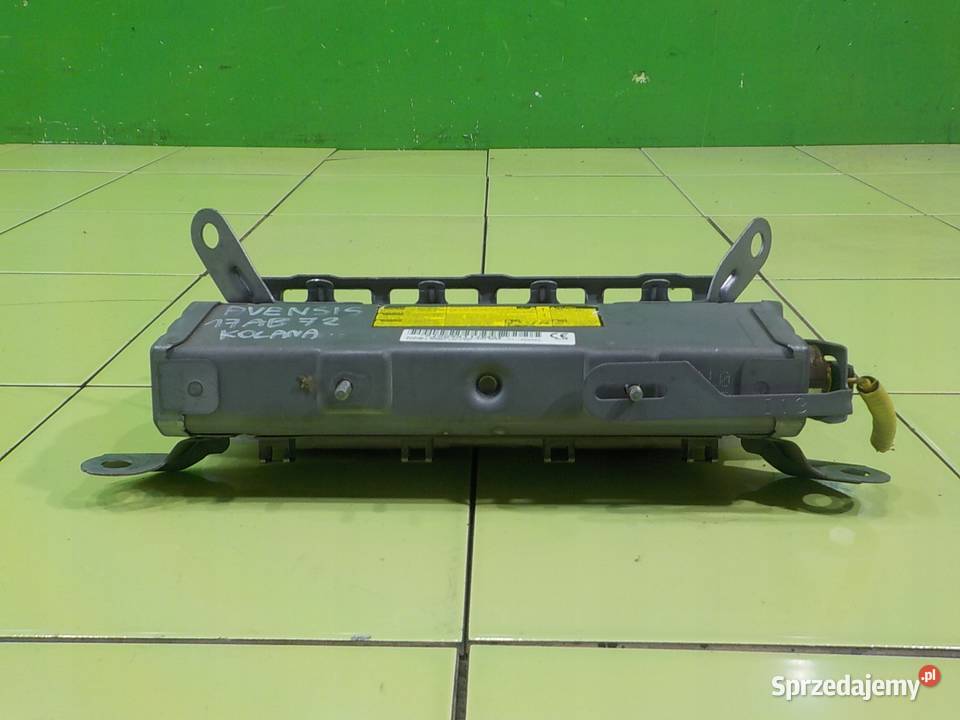 TOYOTA AVENSIS T27 T29 III LIFT II 17r KOMBI 5D osobowe Suków