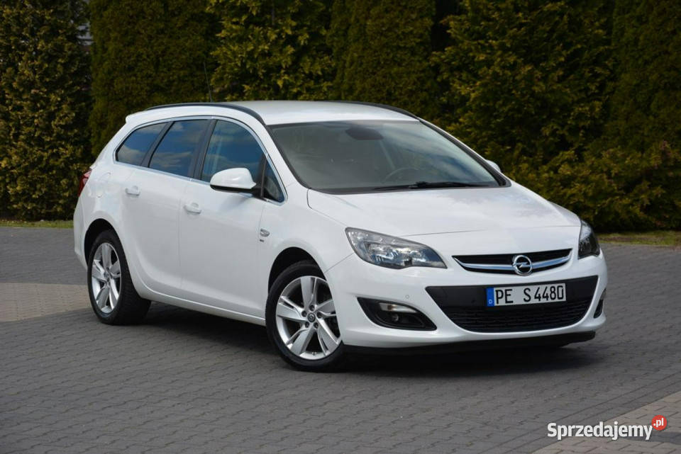 Opel Astra 14T140 Lift Ledy Duża Navi półskóry wielofunkcyjna kierownica Ostrów Mazowiecka