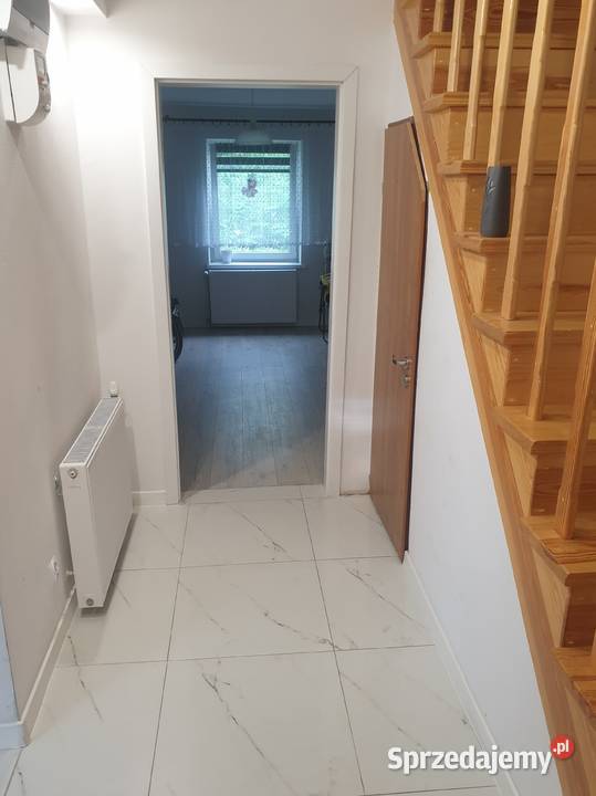 Syndyk sprzeda udziały w działkach w tym udział Skowrony