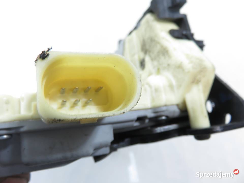 ZAMEK LEWY TYLNY VW PASSAT B6 B7 3C4839015A