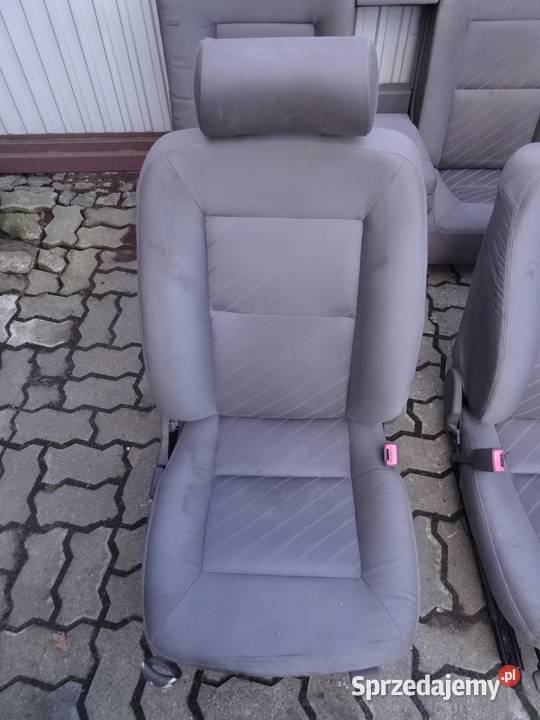 AUDI A8 D2 9902 FOTELE KANAPA MATERIAL KOMPLET wielkopolskie Przemęt