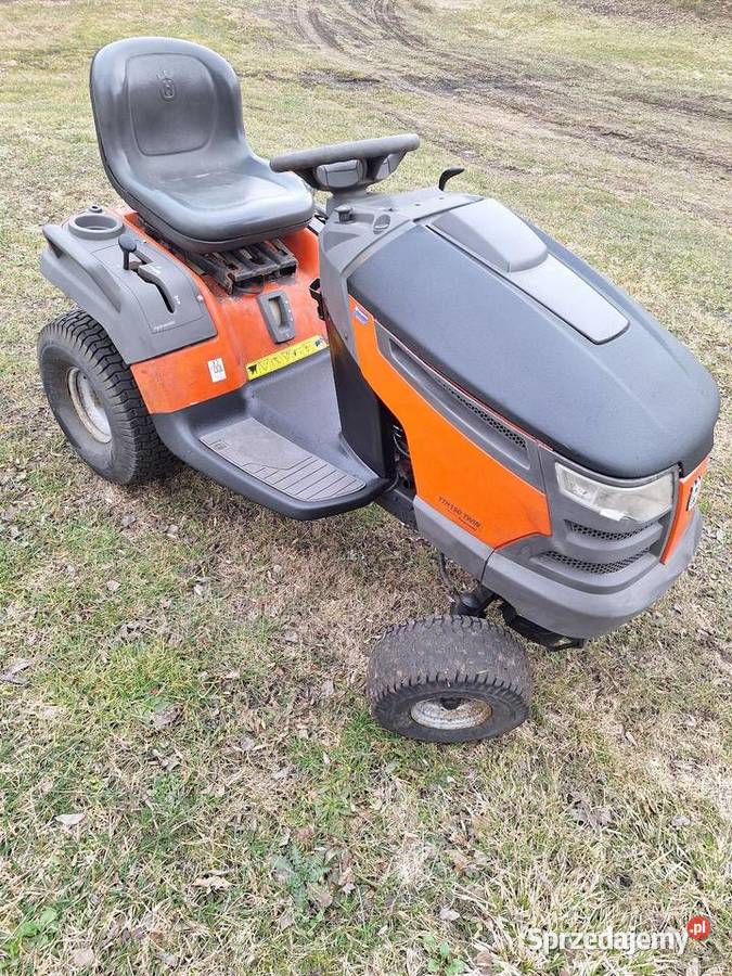 traktorek bez kosiska Husqvarna 15 2 cylindy Reszel sprzedam