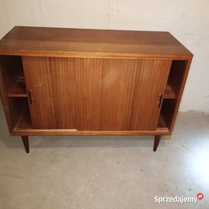 stare meble antyki meble z PRL krzesło stól