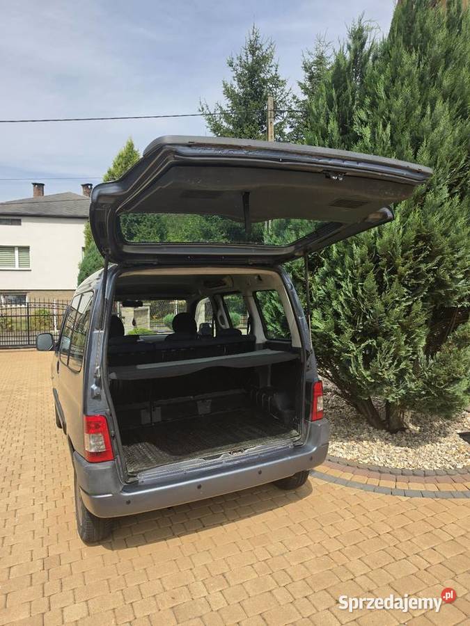 Citroen Berlingo 16 HDI 2008r Rok produkcji 2008 Ryczów