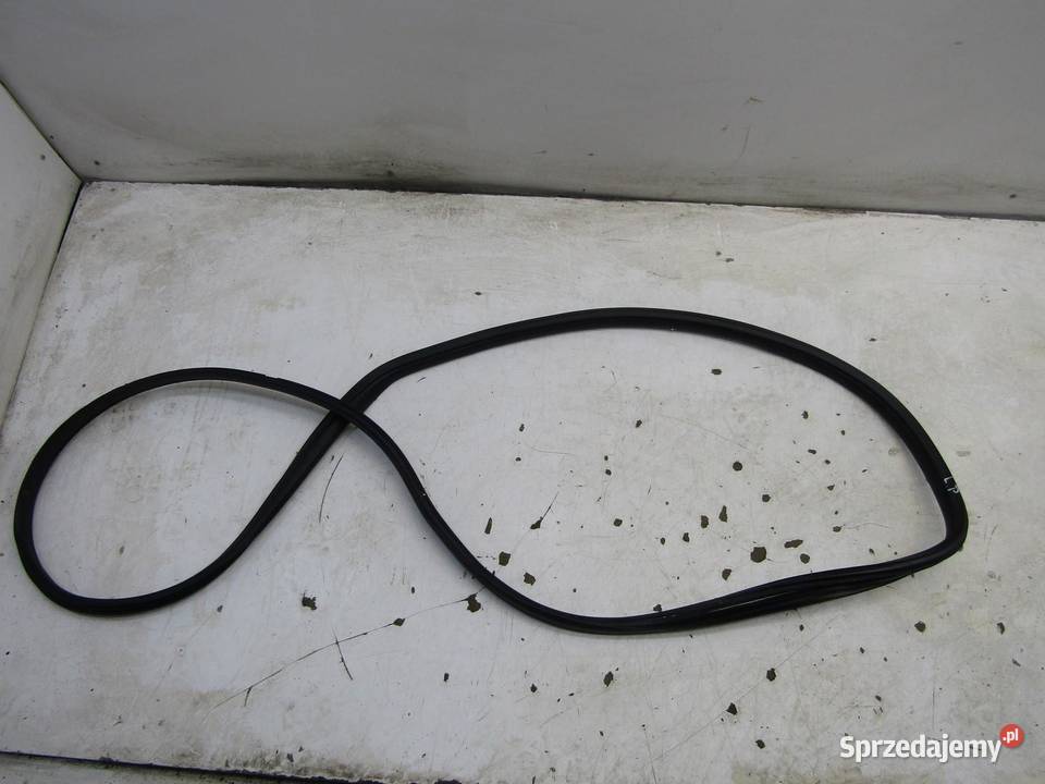 USZCZELKA DRZWI LEWA PRZEDNIA LEWY PRZÓD PEUGEOT