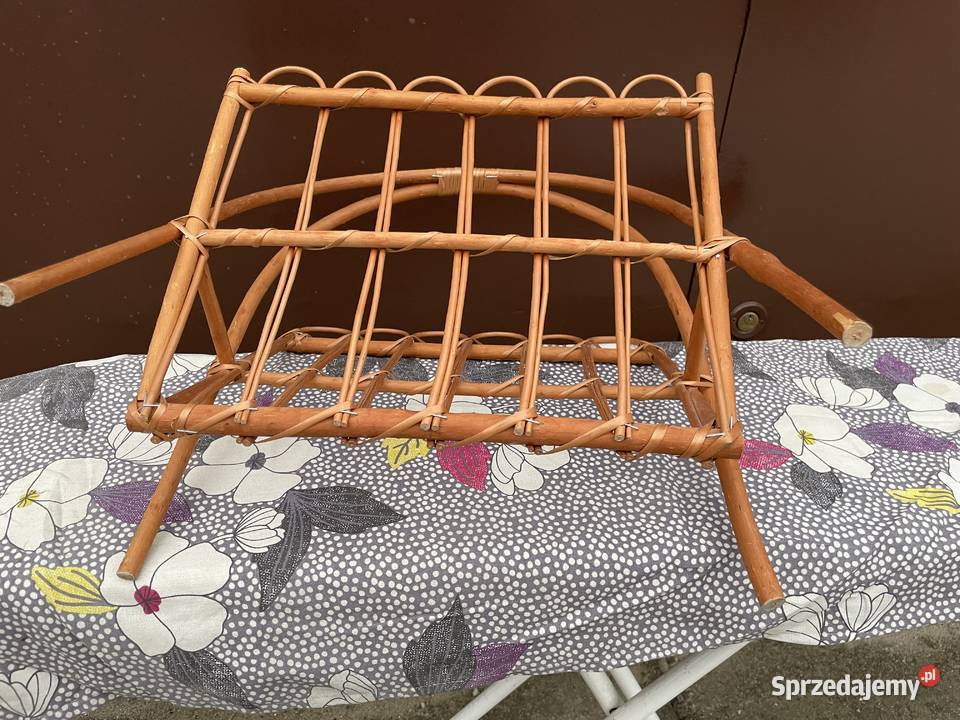 wiklinowy gazetnik Pruszcz Gdański