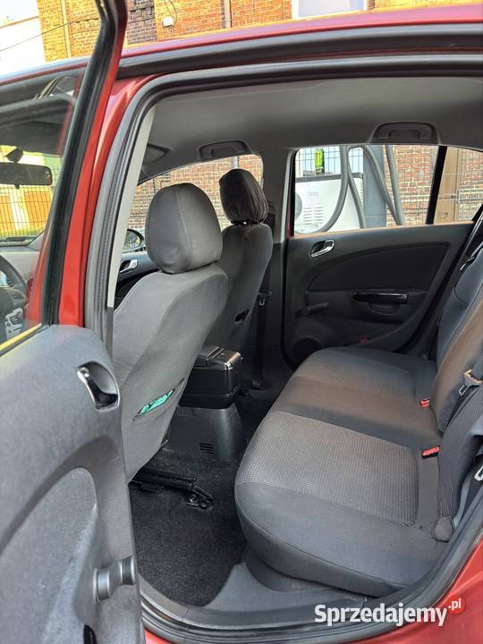 Opel Corsa D 12 86 LPG nowości w rodzinie kupiony w polskim salonie Mysłowice