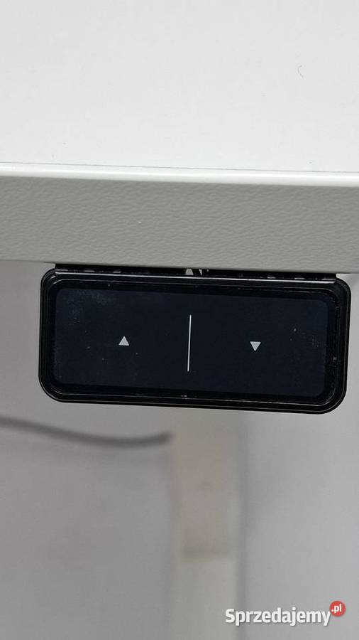 Biurko Kinnarps 160x80x60 z elektryczną Poznań