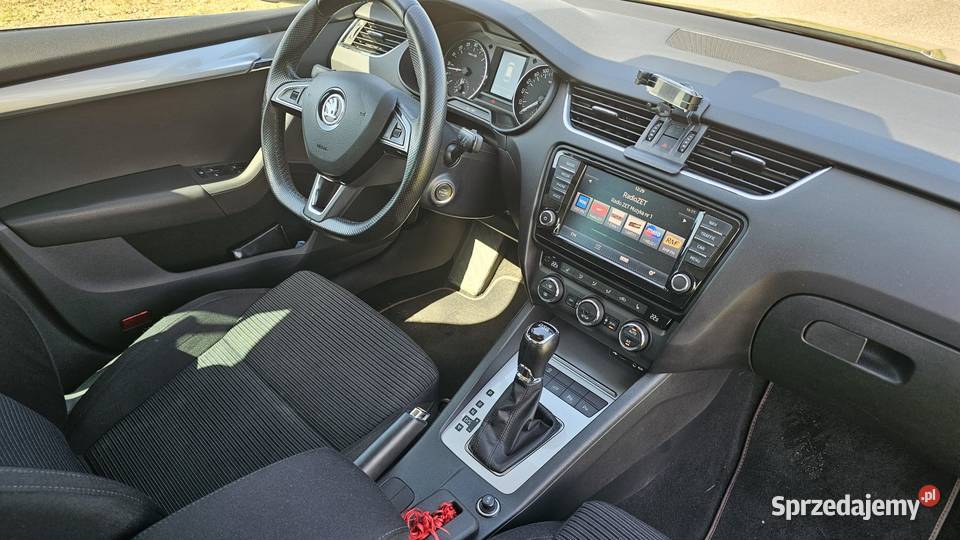 Skoda Octavia 3 z fajnym wyposażeniem centralny zamek Olsztyn sprzedam