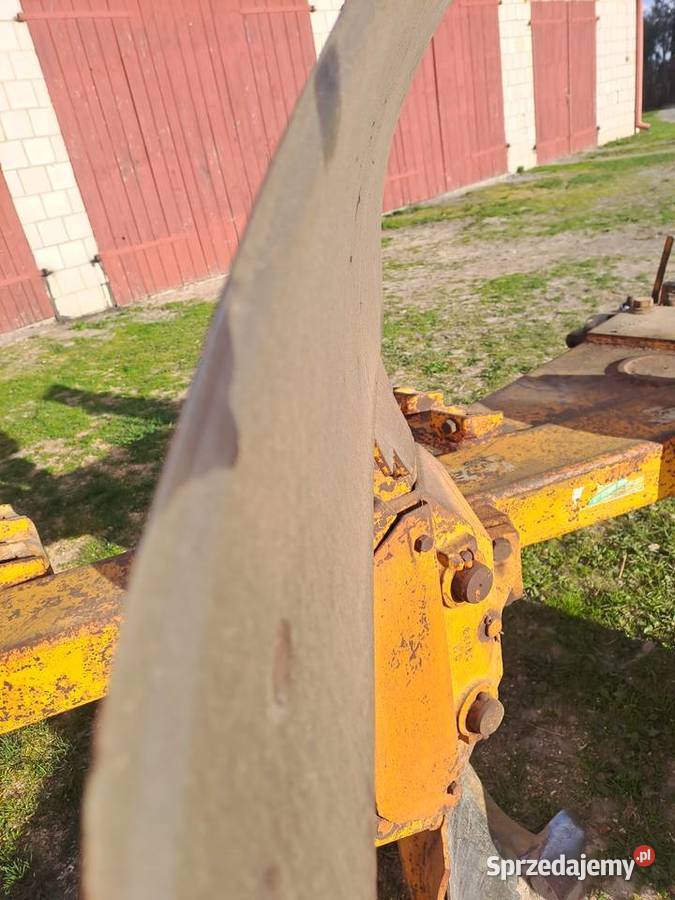 Pług 3 skibowy obrotowy Bychawa