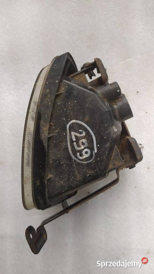 Kia SHUMA II 2001 2002 2003 2005 HALOGEN PRAWY Byków