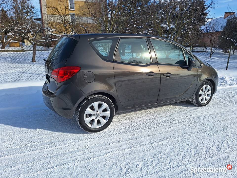 SPROWADZONYKAMERA COFANIAOPONY 4SEZONŁAŃCUCH 101KM