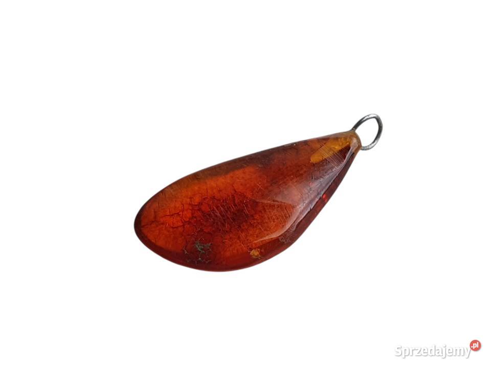 Stary wisiorek bursztynowy w kształcie łezki Cieszyn