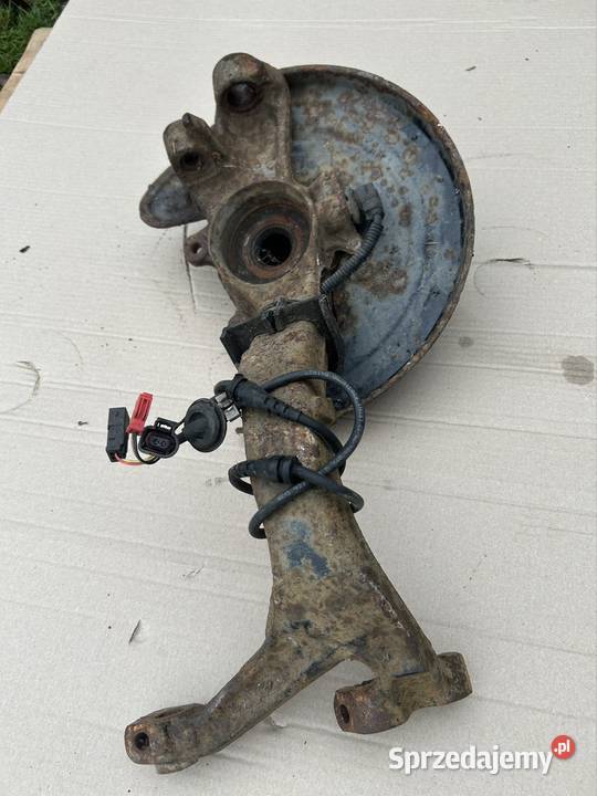 Zwrotnica prawy przód Passat b5 fl 19tdi 130 Bydgoszcz