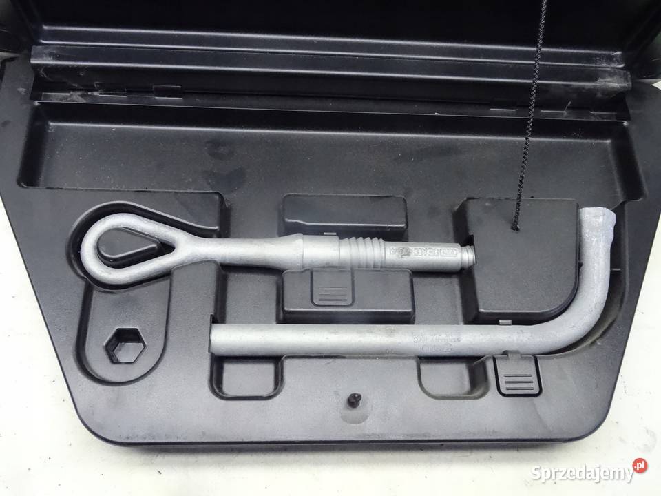 4E0012123C AUDI A8 D3 0307 SCHOWEK NARZEDZIA