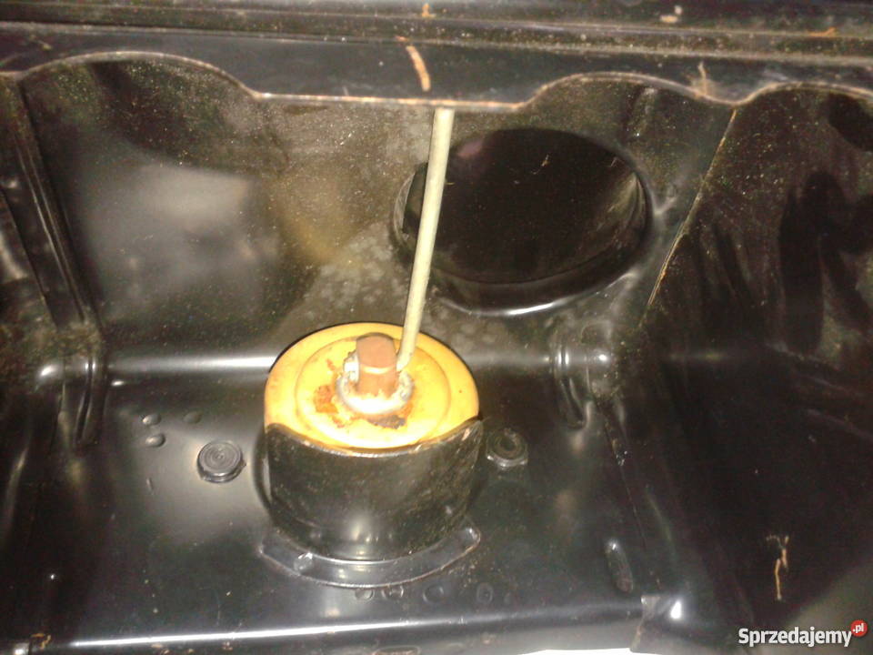 Fiat 126p obudowa silnika z termostatem kpl śląskie Bielsko-Biała