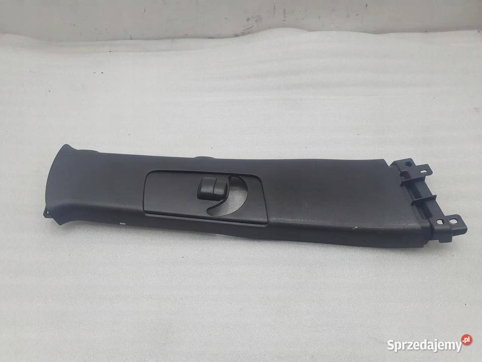 OSŁONA POSZYCIE SŁUPKA PRAWE LAND CRUISER 120 5D Osłony i zaślepki