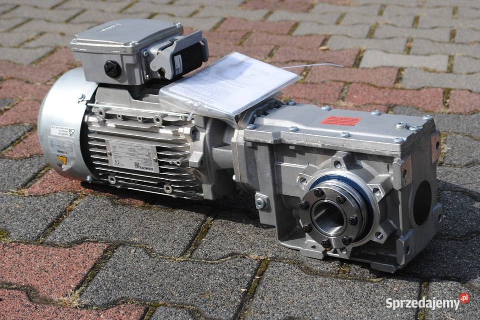 Motoreduktor kątowy 11kw 304obrmin firmy siemens lubuskie Kargowa