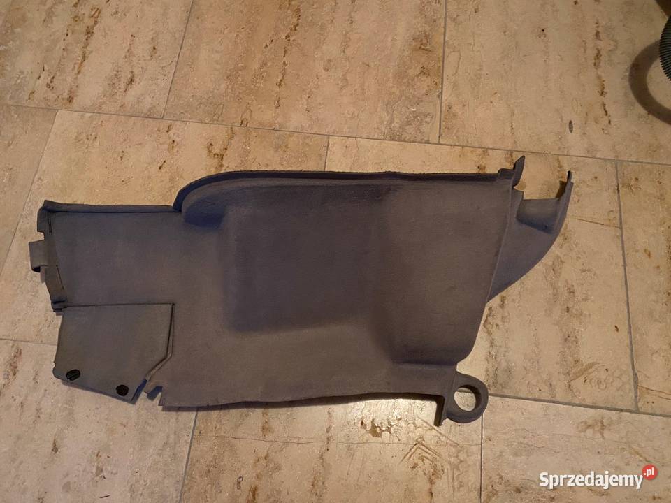 Kompletna wykładzina bagażnika Audi 80 B3 B4 Konin