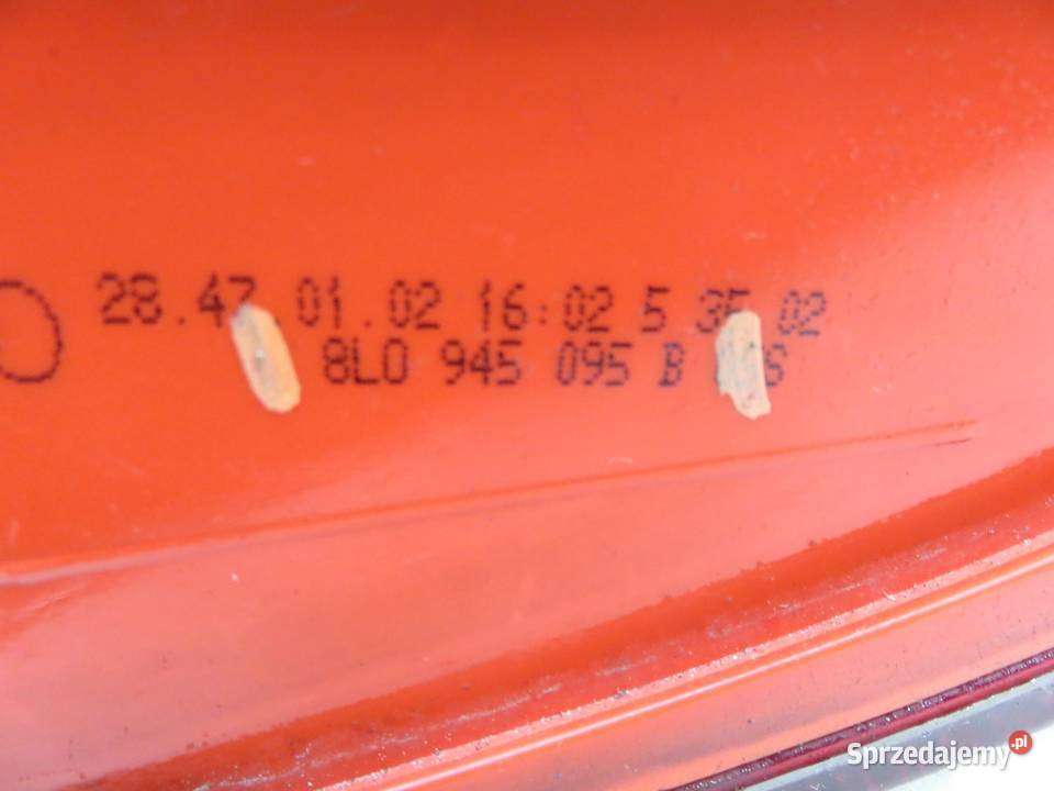 LAMPA LEWA TYLNA AUDI A3 8L1 LIFT 8L0945095B