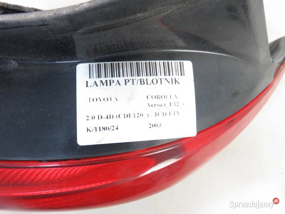 LAMPA PRAWA TYLNA TOYOTA COROLLA Verso E12