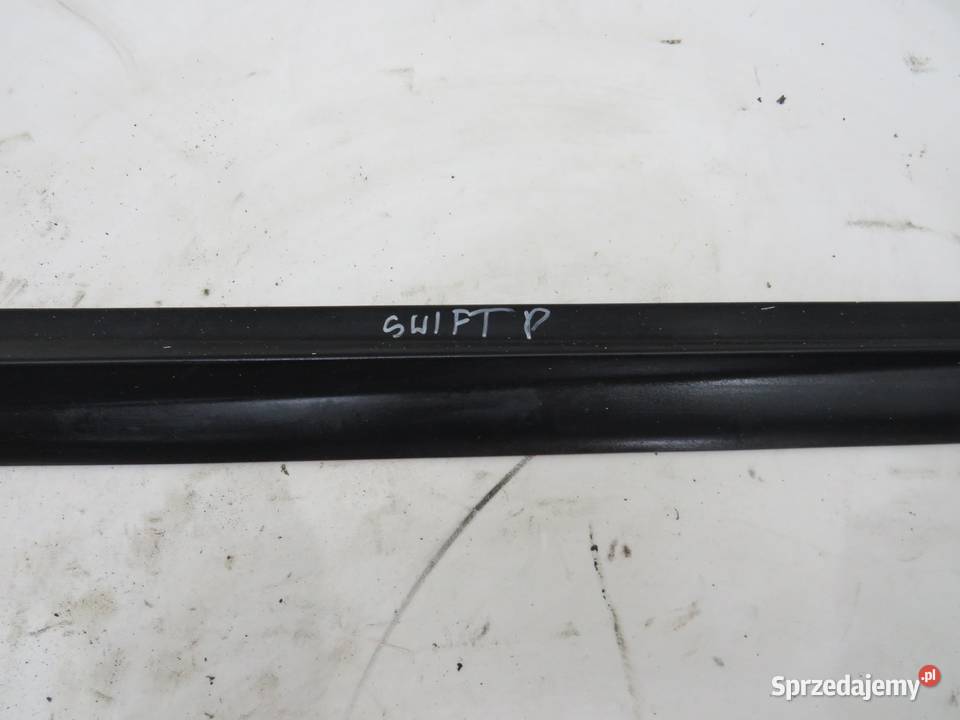 LISTWA PROGOWA PRAWA 4X4 SWIFT MK7