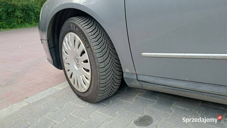 Sprzedam passat b6 2006 19 TDI comfortline 292000km Bieruń