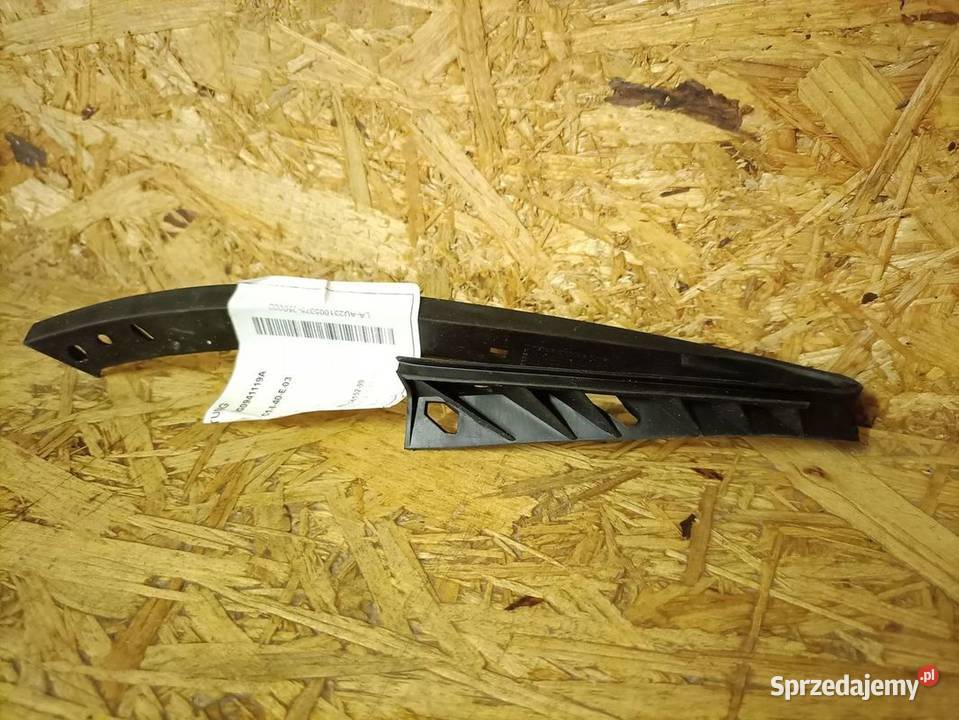 VW PASSAT B8 USZCZELKA LAMPY LEWY PRZÓD Pleszew