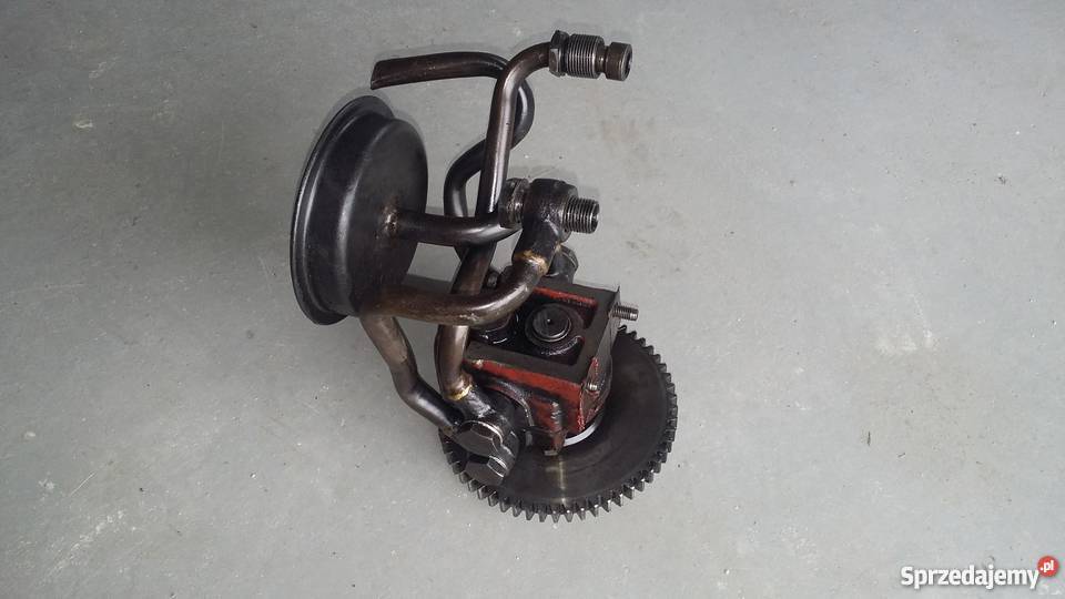 Pompa olejowa Ursus C328 łódzkie Opoczno sprzedam