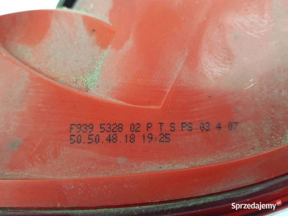LAMPA PRAWA TYŁ 50504819 159 ALFA osobowe Lipno