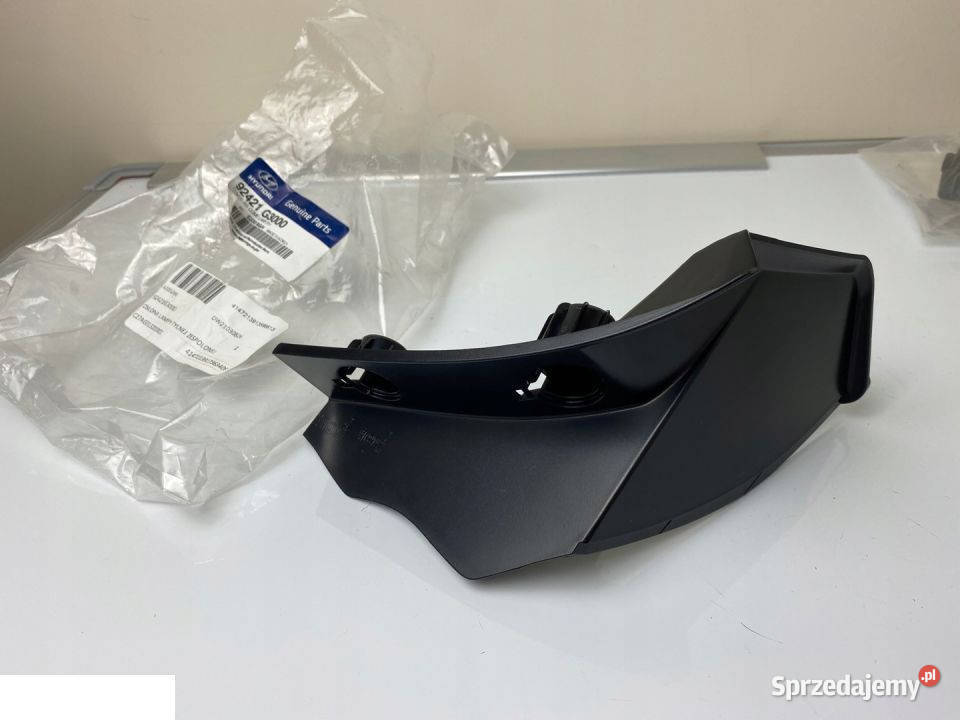 ELANTRA MASKOWNICA LAMPY TYLNEJ PRAWA 92421G3000 Kozubszczyzna