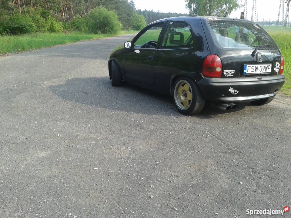 Opel Corsa B Gwint Alufelgi 15 Ważne opłaty nieuszkodzony Zbąszynek