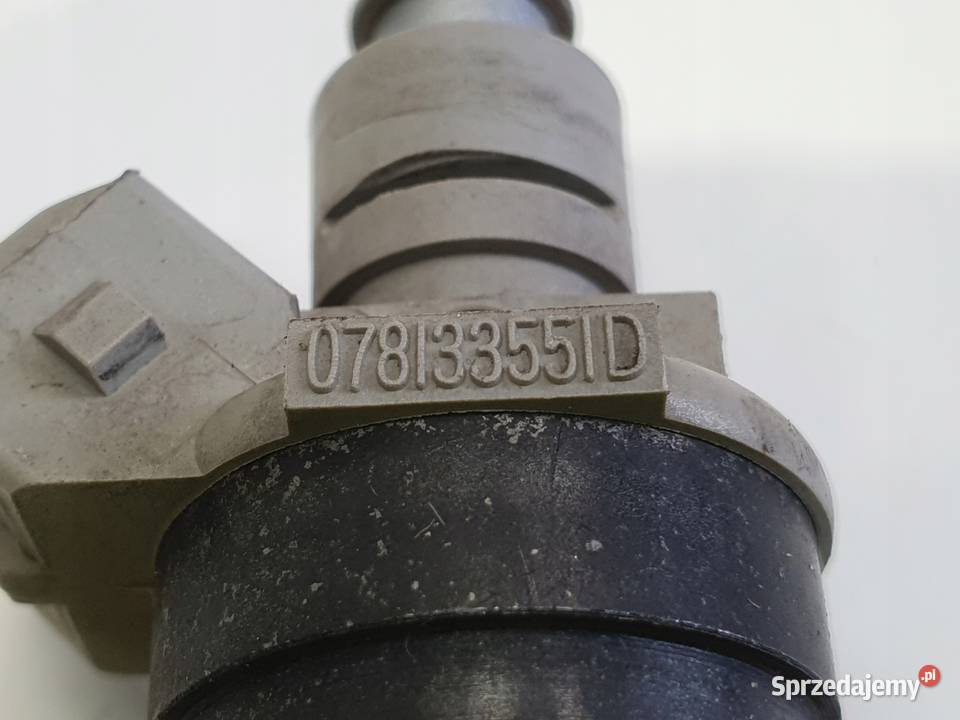 Audi A4 B5 16 8V WTRYSKIWACZ wtrysk 078133551D Wtryskiwacze Janów sprzedam