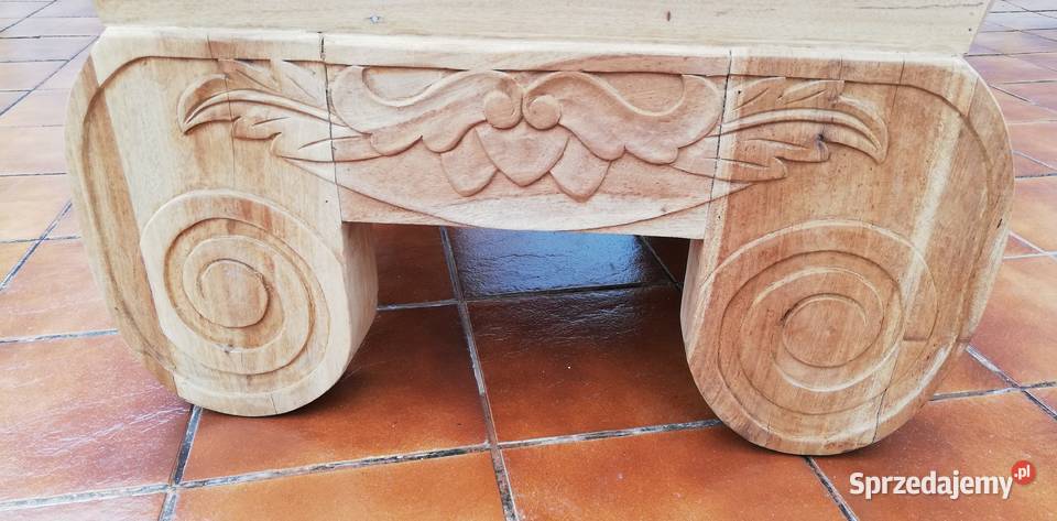 Stolik drewniany rzeźbiony kawowy loft indyjski Garwolin