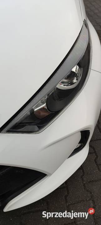 Toyota Yaris 15 hybryda 2021r 82 przebiegu Ciechanów