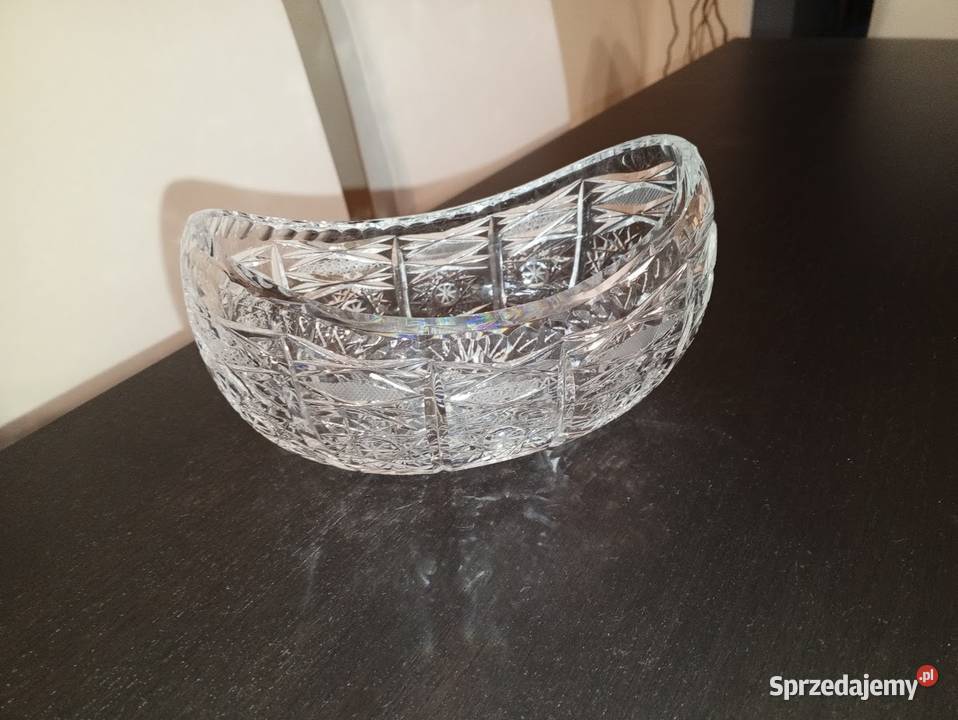 Sprzedam kryształową owalną miskę Porcelana i szkło Wałbrzych sprzedam