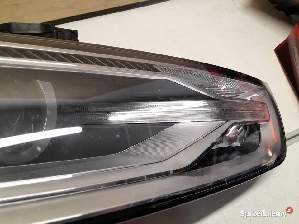 AUDI Q3 LIFT BI XENON LED REFLEKTOR PRAWY LAMPA Motoryzacja Goleniów