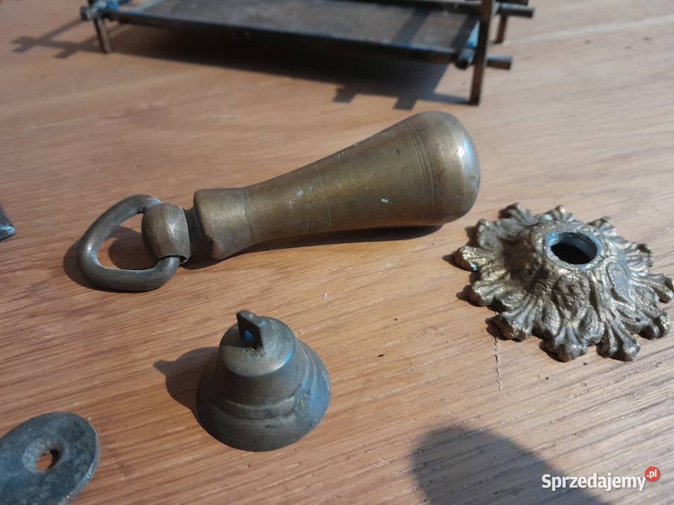 Zestaw różne stare metalowe elementy zabytek PRL Dąbrowa Górnicza sprzedam