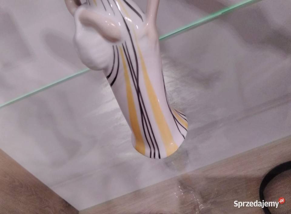 Figurka Porcelanowa Ćmielów Grzybiarka Dama Z Radom
