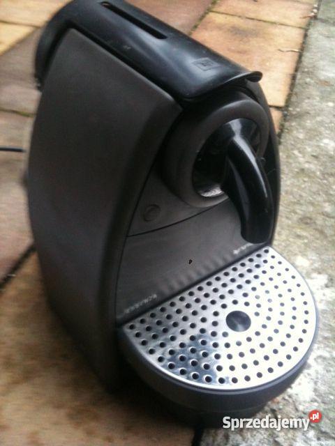 Expres do kawy Nespresso Essenza czarny Janki