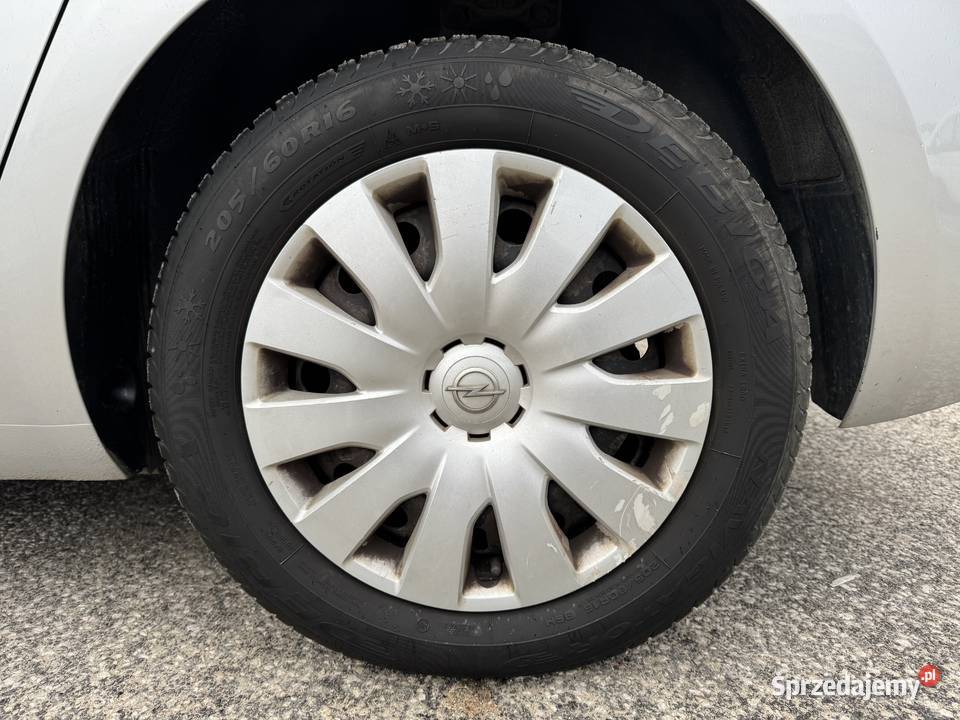 Opel Zafira 16 DIESEL Zarejestrowana centralny zamek Konin