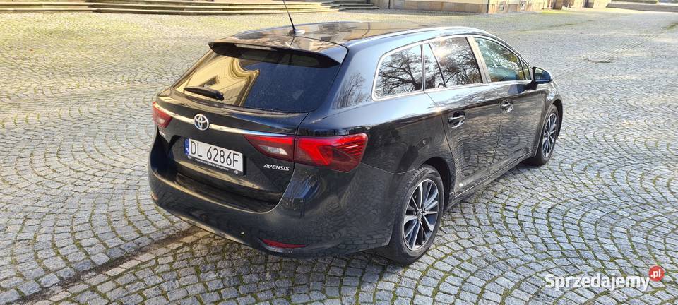 Toyota Avensis LIFT kombi 20 diesel Navi Kamera garażowany Legnica